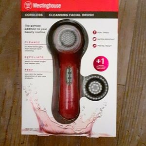 Cordless Cleansing Facial Brush